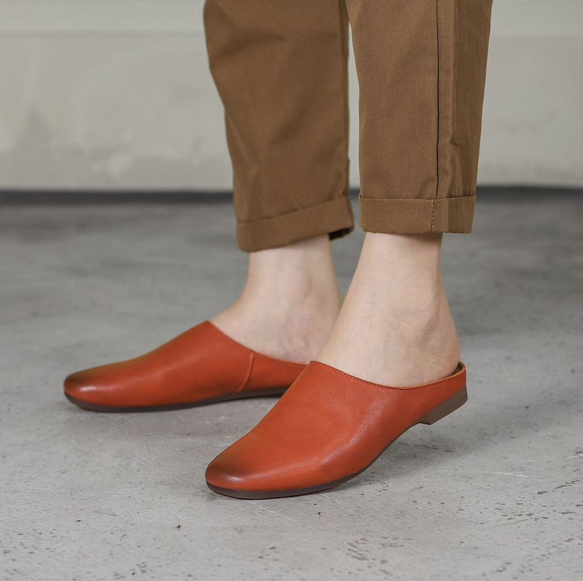 Women's cowhide mules W10 image 2