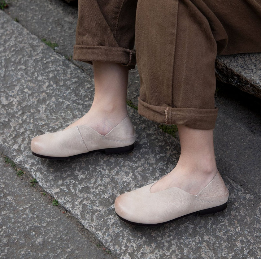 soft leather slip-on flat shoes W14 image 2